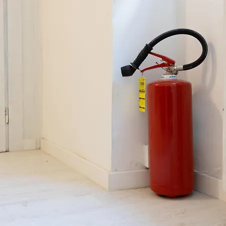 Valley Piazza Isolo Verona