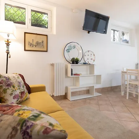 Valley Piazza Isolo * ורונה